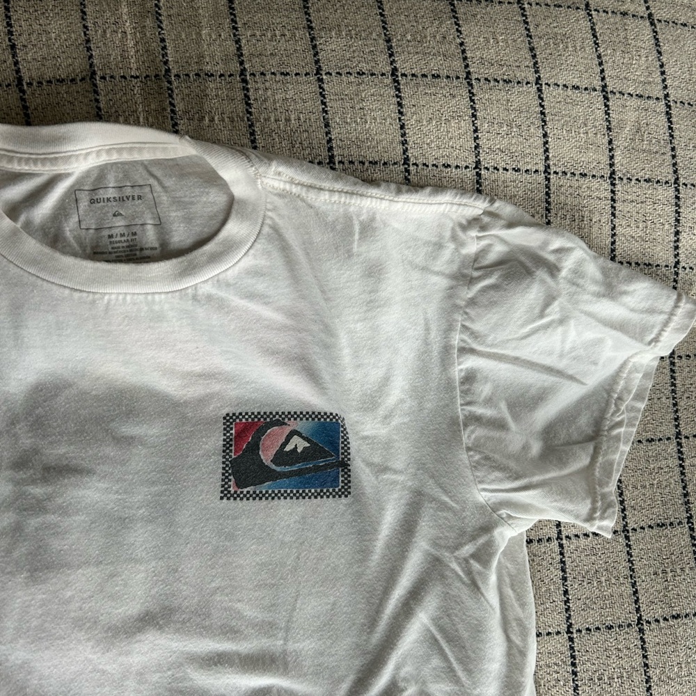 Quiksilver White Graphic T-Shirt
